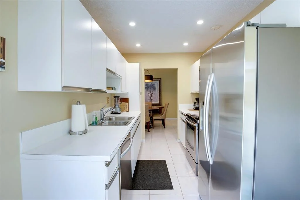 Photo of Unit B at 14200 Nesting Way