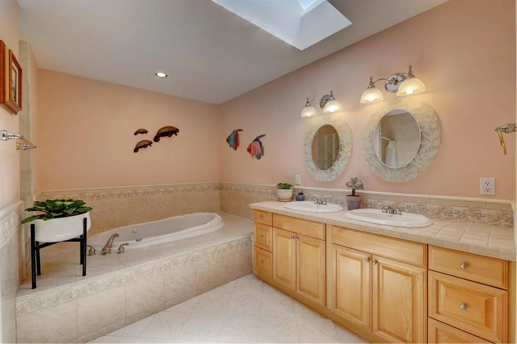 Photo of 166 Seashore Drive