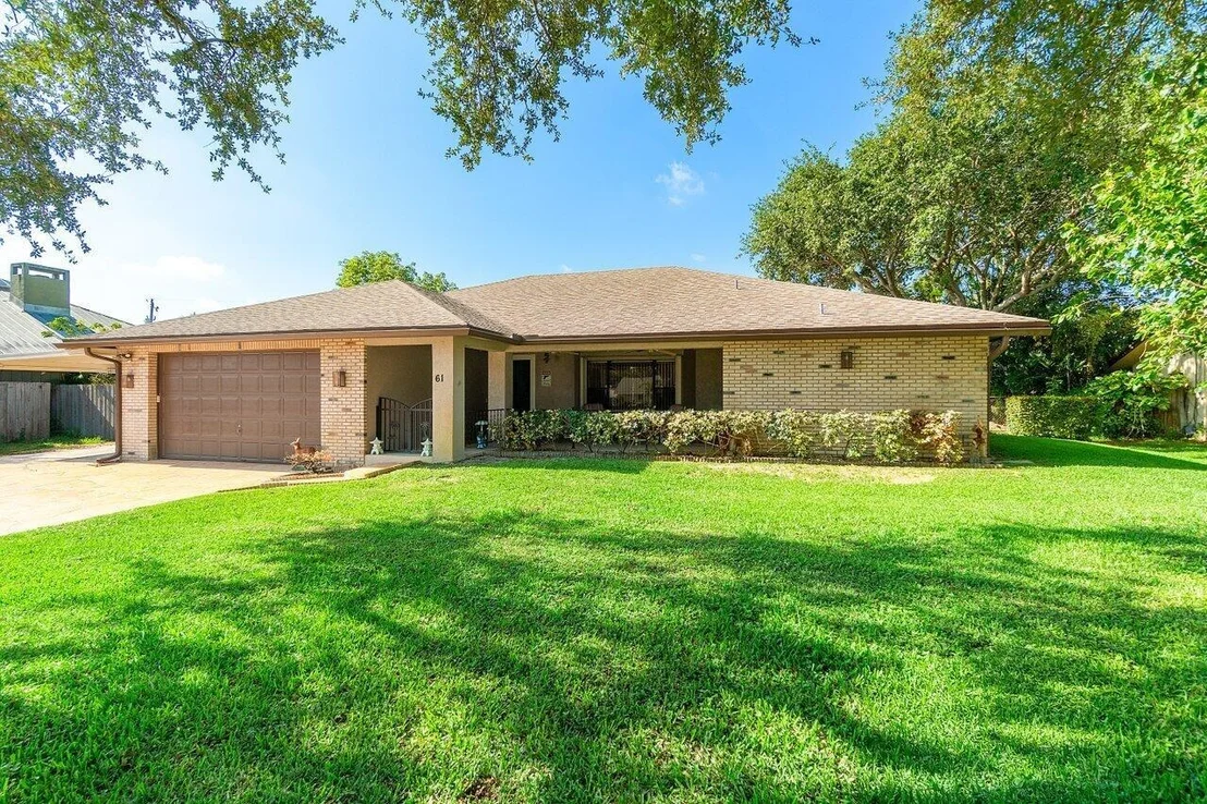 Photo of 61 W Rubber Tree Drive