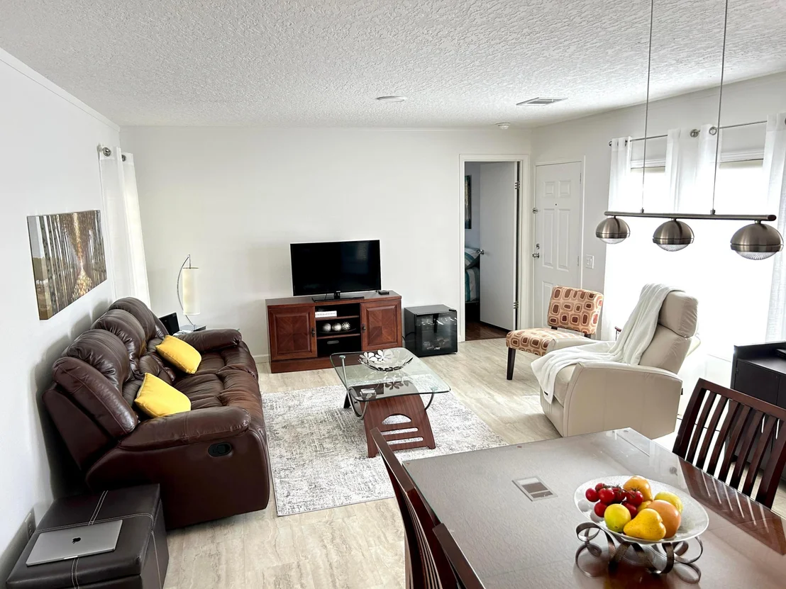 Photo of 613 Jasmine Lane
