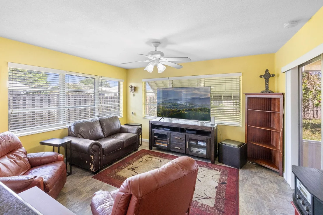Photo of 404 SE 7th Avenue