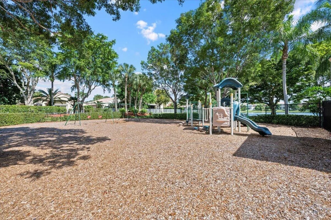 Photo of 7025 Chesapeake Circle
