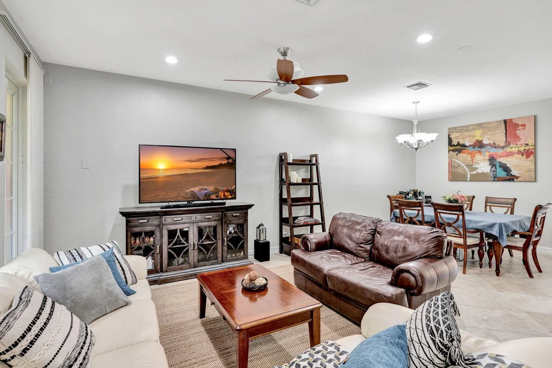 Photo of 135 Midleton Way
