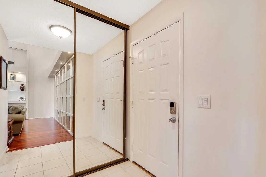 Photo of 408 River Edge Road