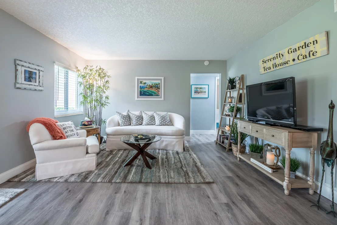 Photo of Unit C1 at 303 Pine Ridge Circle