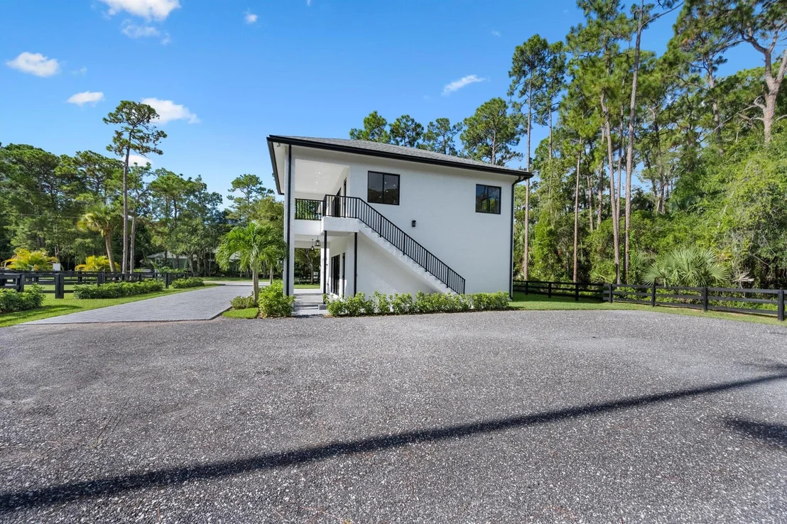 Photo of 14479 Halter Road