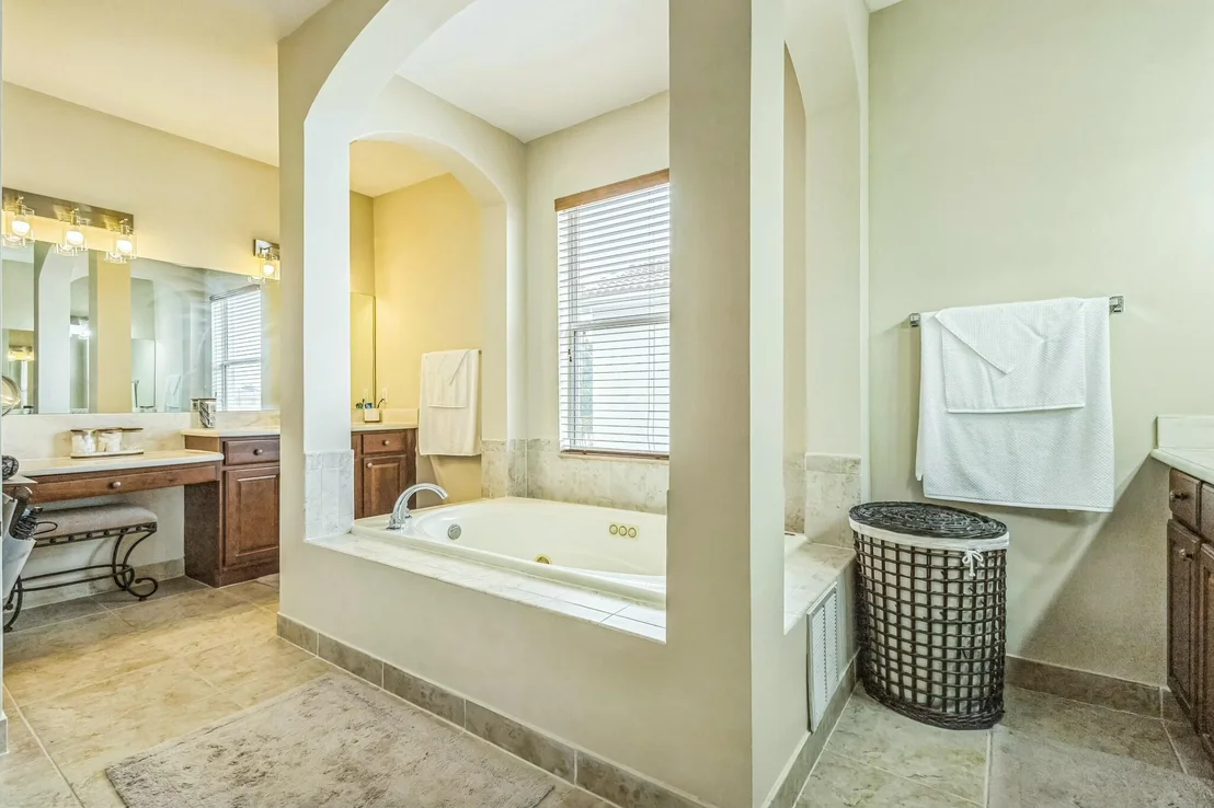 Photo of 694 Cresta Circle