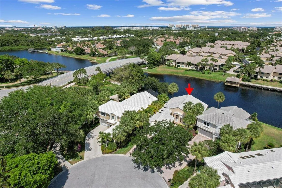 Photo of 17128 Crossgate Drive