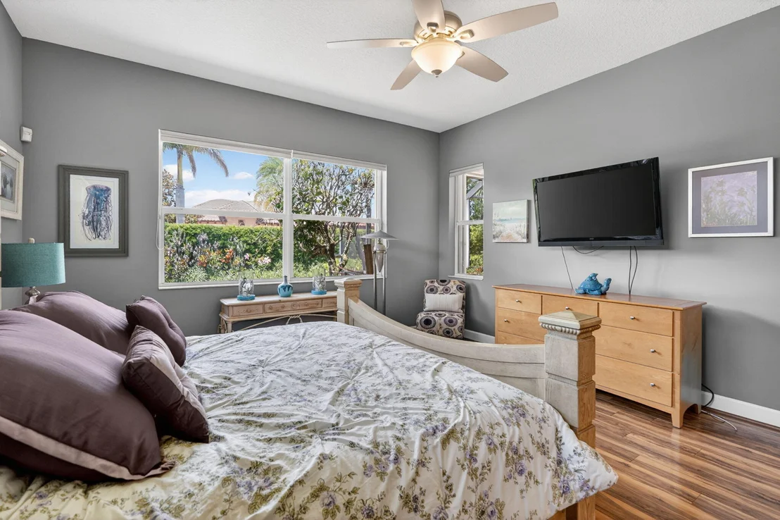 Photo of 7982 SE Hempstead Circle