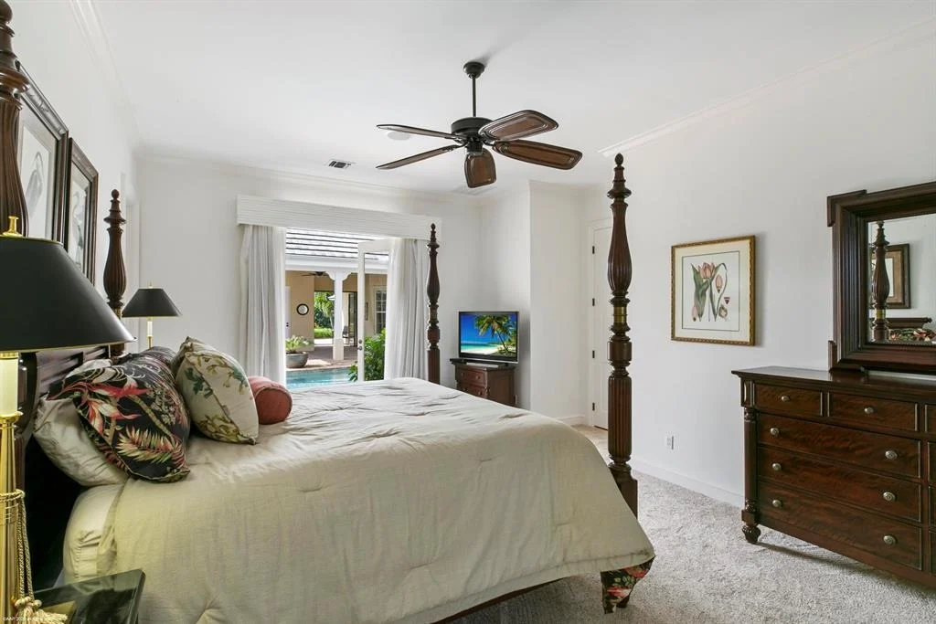 Photo of 724 Grove Place