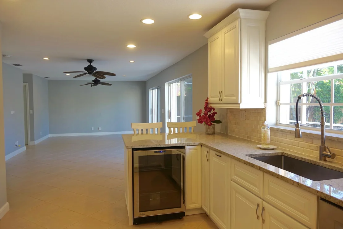 Photo of 11061 Lakeaire Circle
