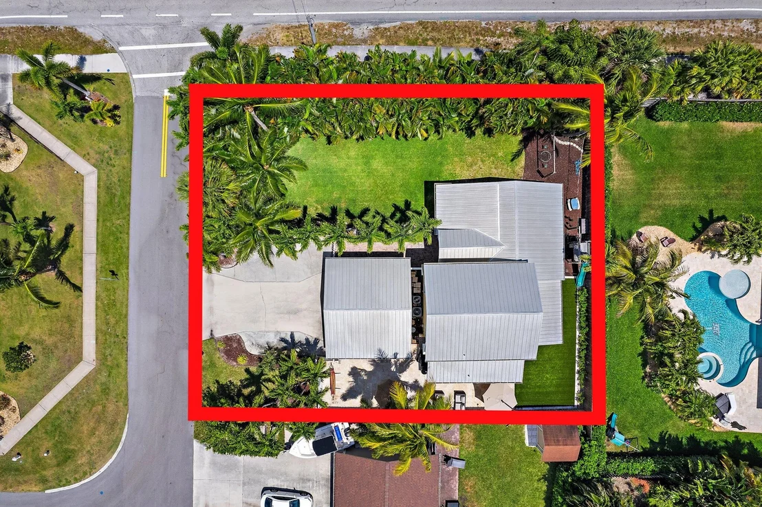 Photo of 715 Warren Drive