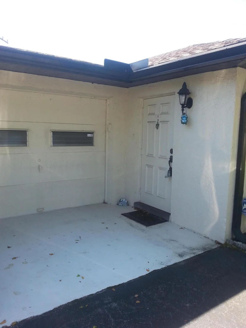 Photo of Unit B at 4972 Equestrian Circle