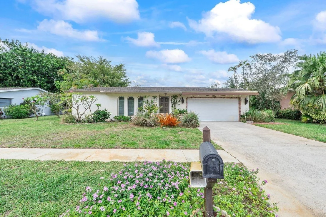 Photo of 6391 Sagewood Way