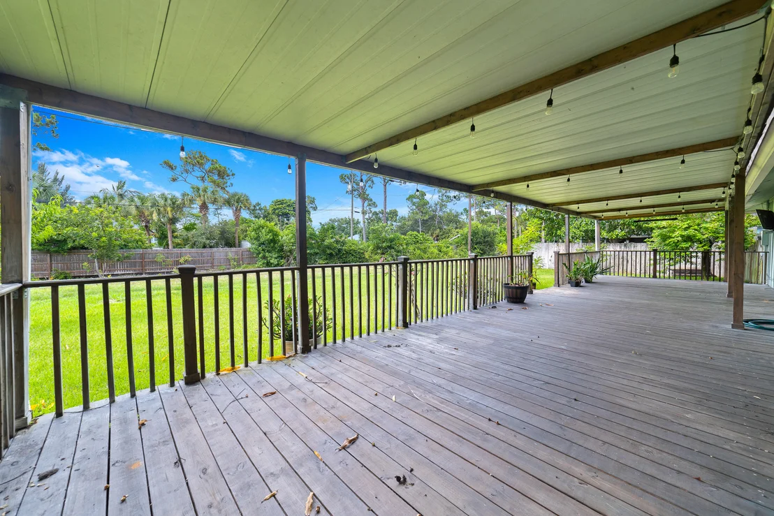 Photo of 110 W Mango Road