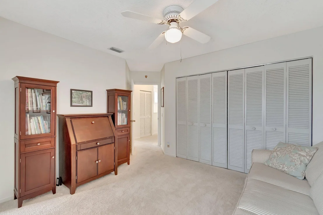 Photo of 6393 Lansdowne Circle