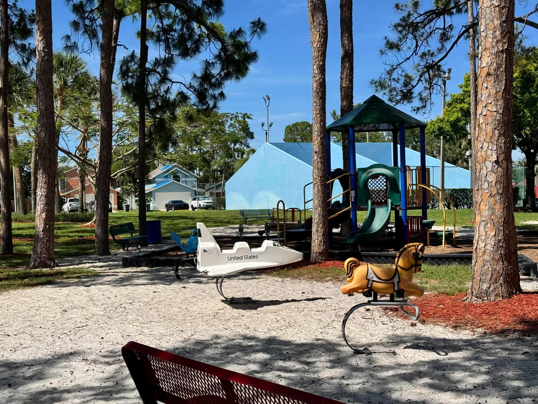 Photo of 6036 Azalea Circle
