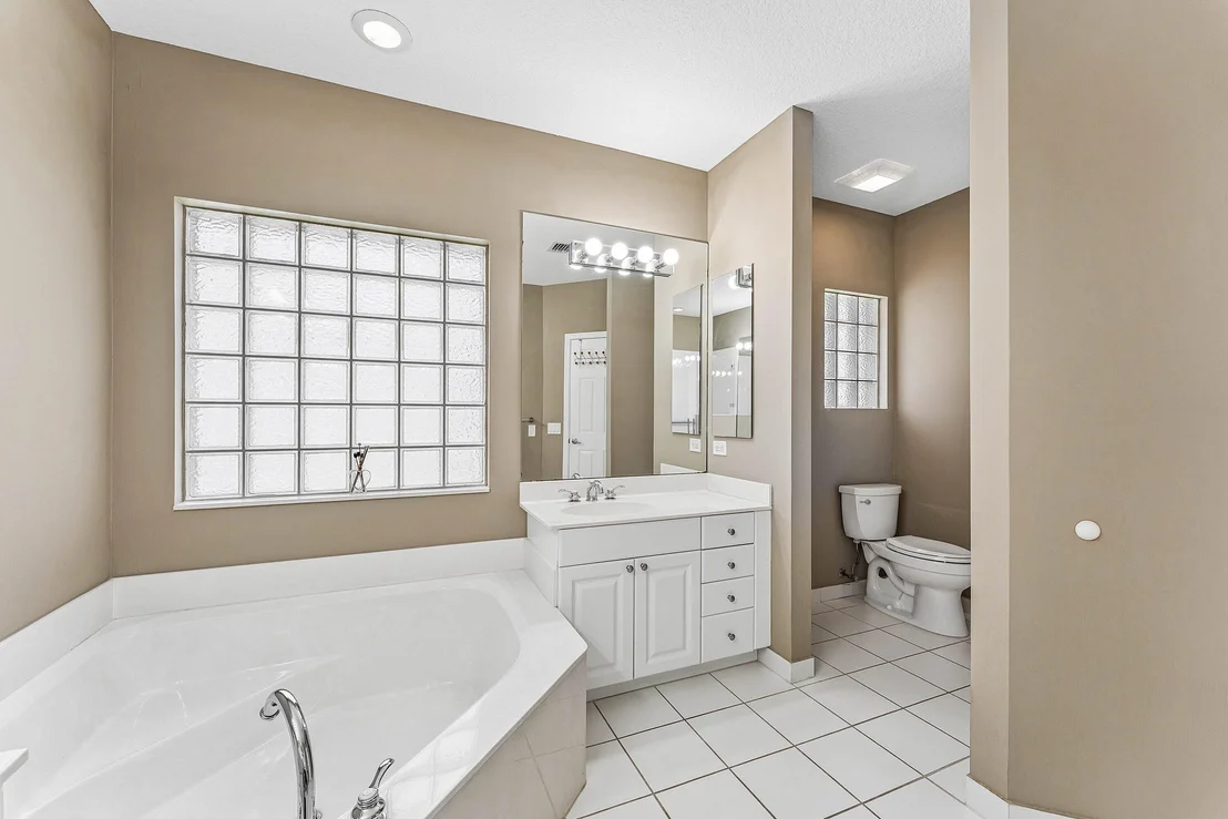 Photo of 4858 S Classical Boulevard