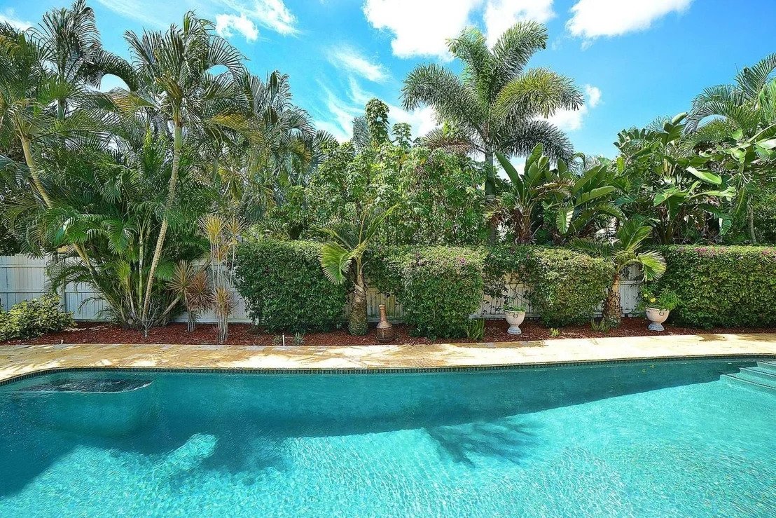 Photo of 4218 Woods End Road