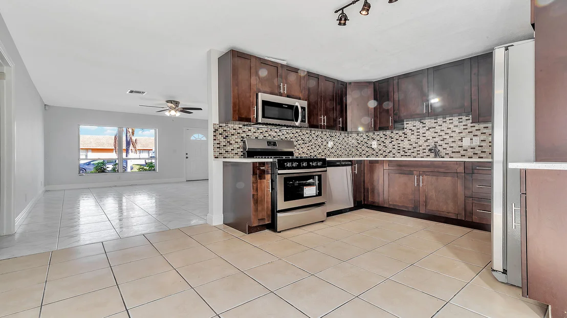 Photo of 6188 Moonbeam Drive