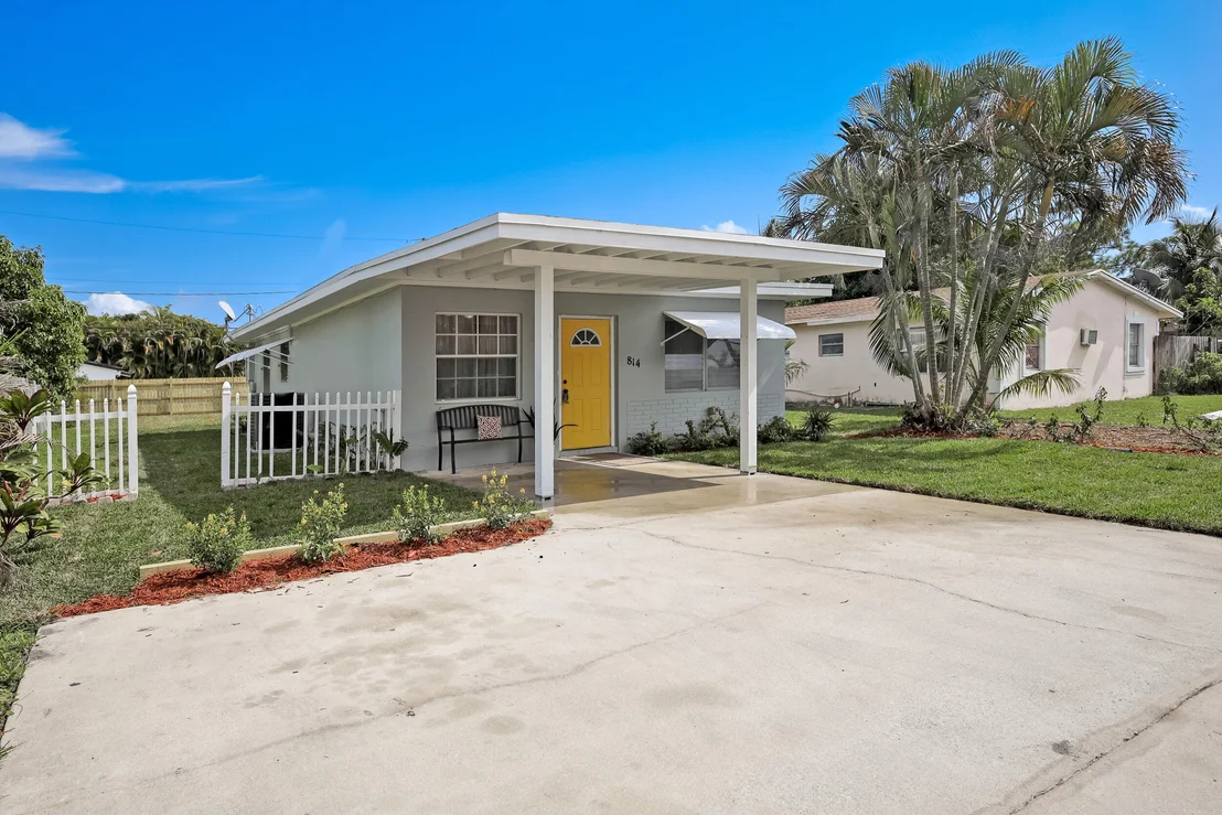 Photo of 814 Rudolf Road