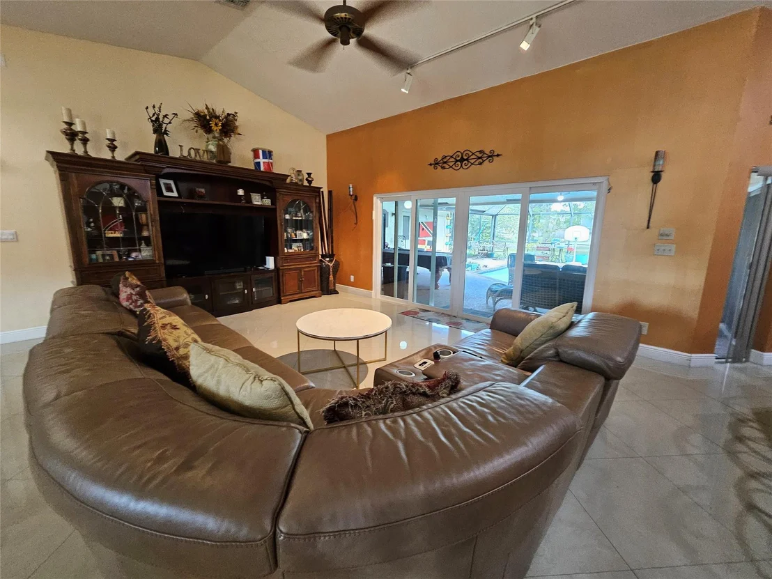 Photo of 197 NW 113th Way