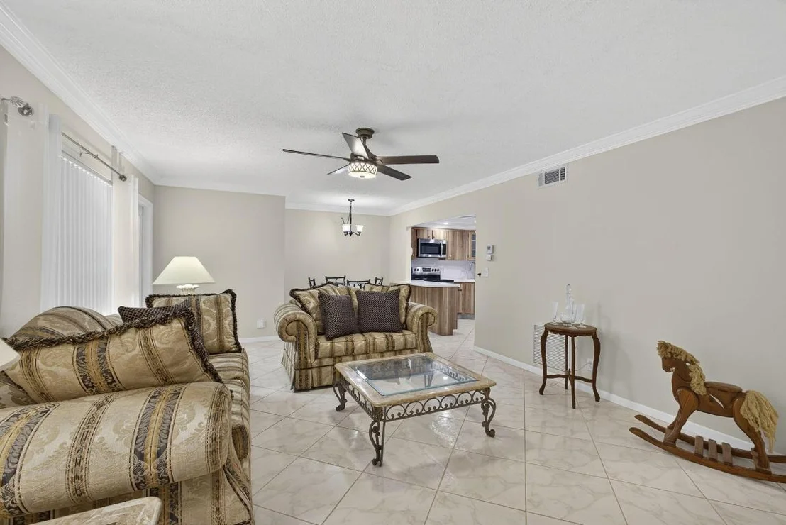 Photo of Unit D1 at 309 Knotty Pine Circle