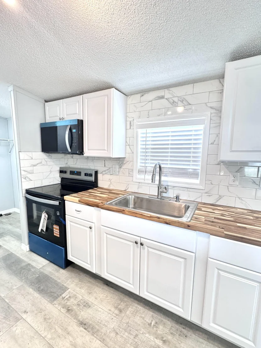 Photo of 1067 Palm Court