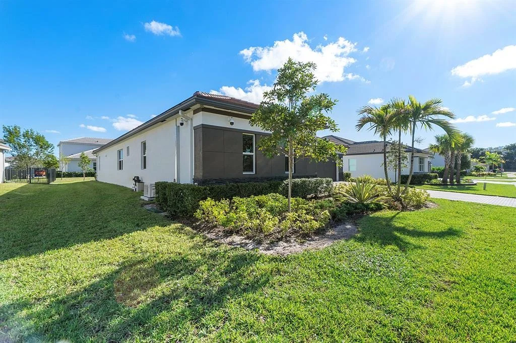 Photo of 9714 Captiva Circle