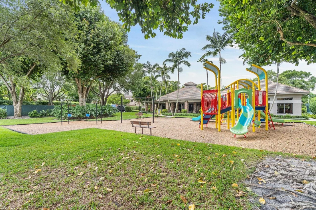 Photo of 3070 Equestrian Drive