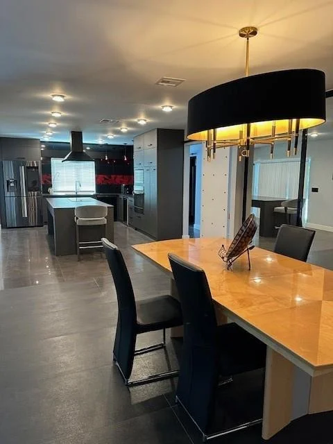 Photo of 1129 W Cypress Drive