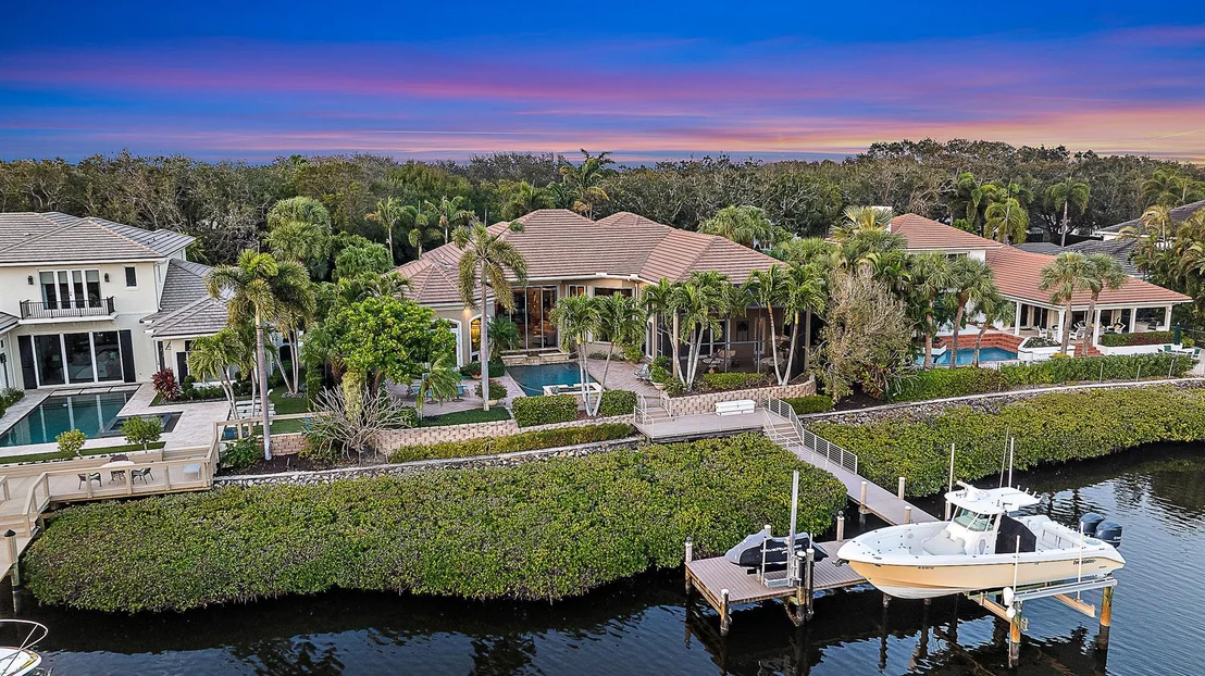 Photo of 139 Commodore Drive