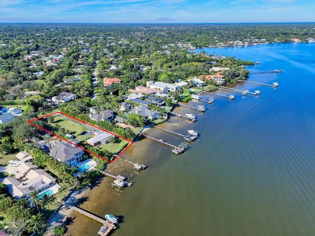 Photo of 5297 Pennock Point Road
