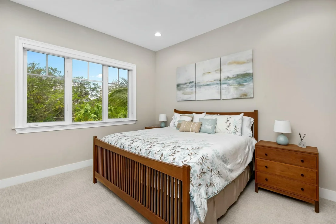 Photo of 970 Lago Mar Lane
