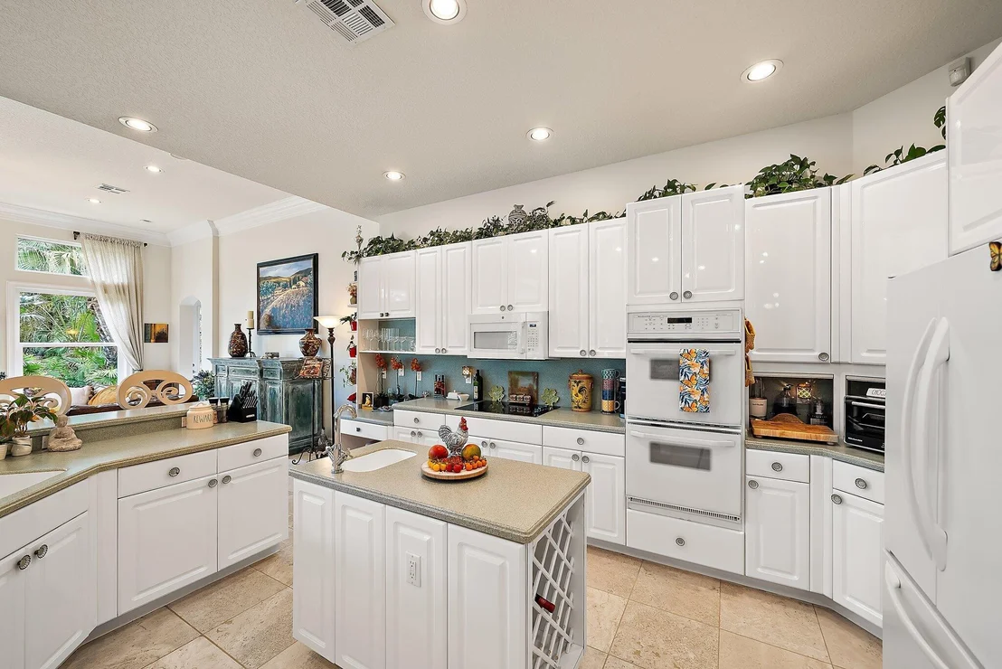 Photo of 5900 Our Robbies Road