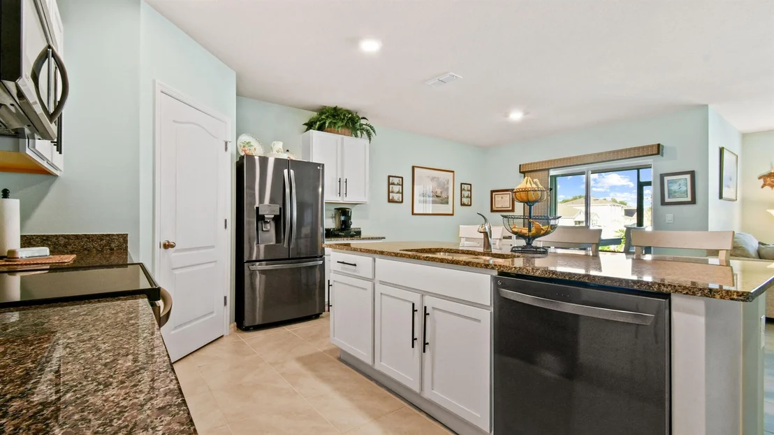Photo of 1402 Winter Gray Circle