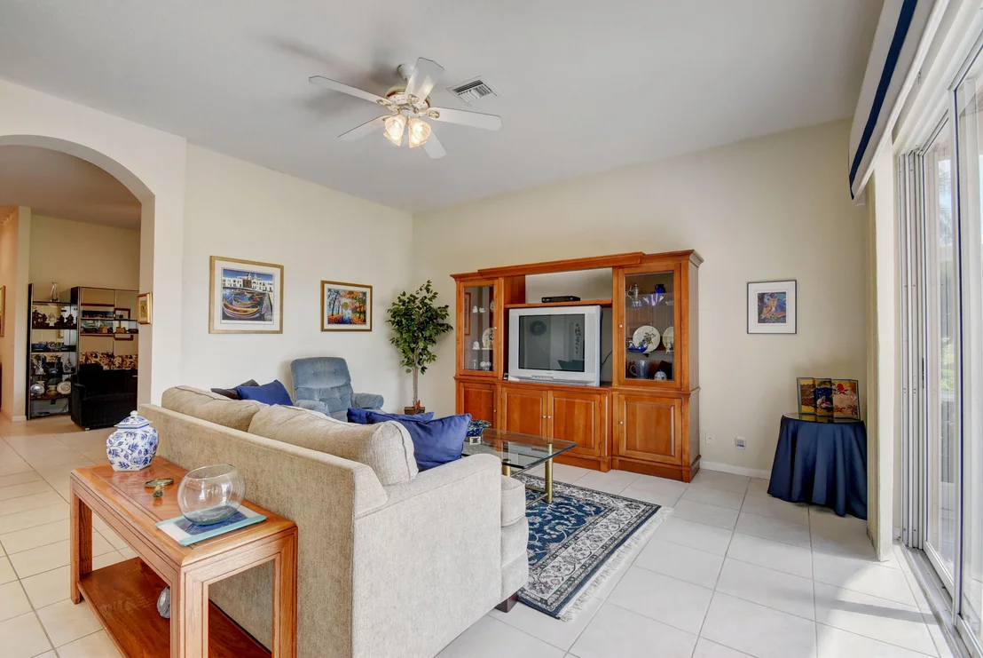 Photo of 7046 Haviland Circle