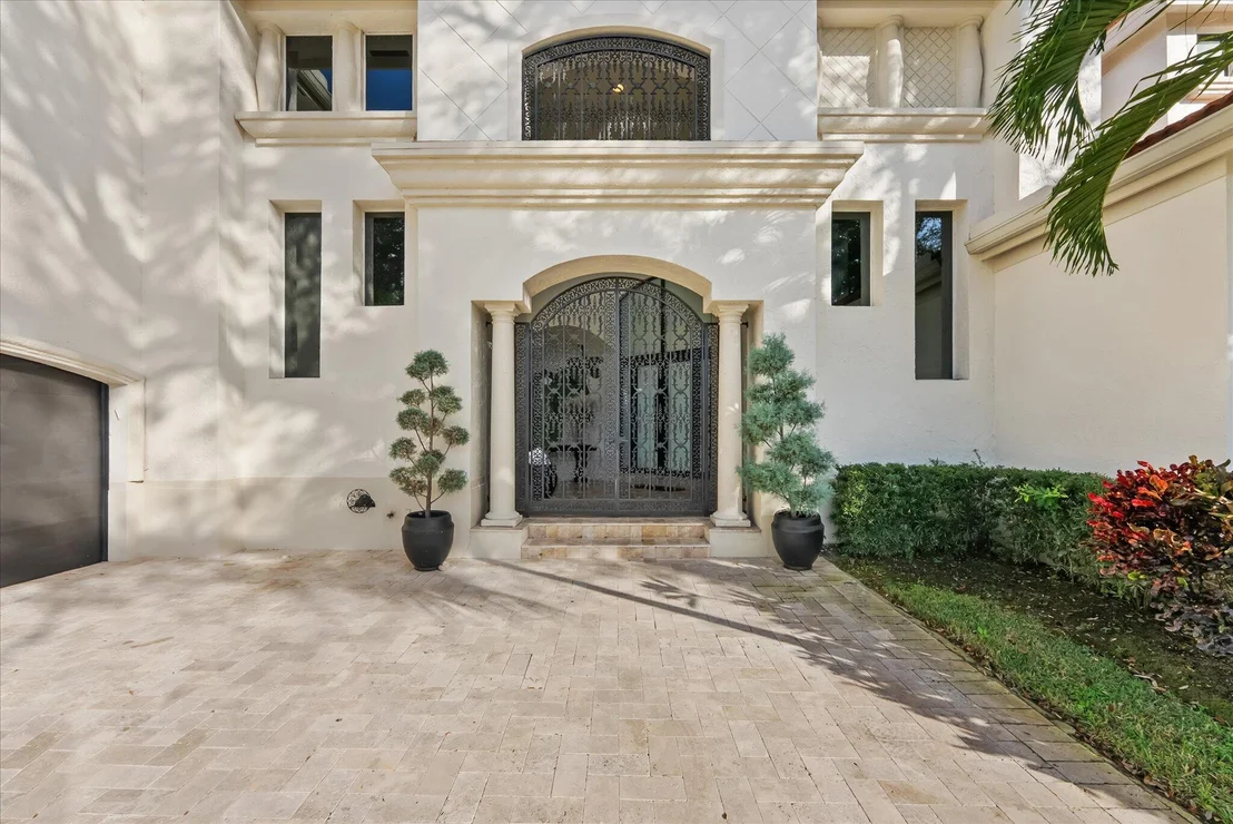 Photo of 7955 Mandarin Drive