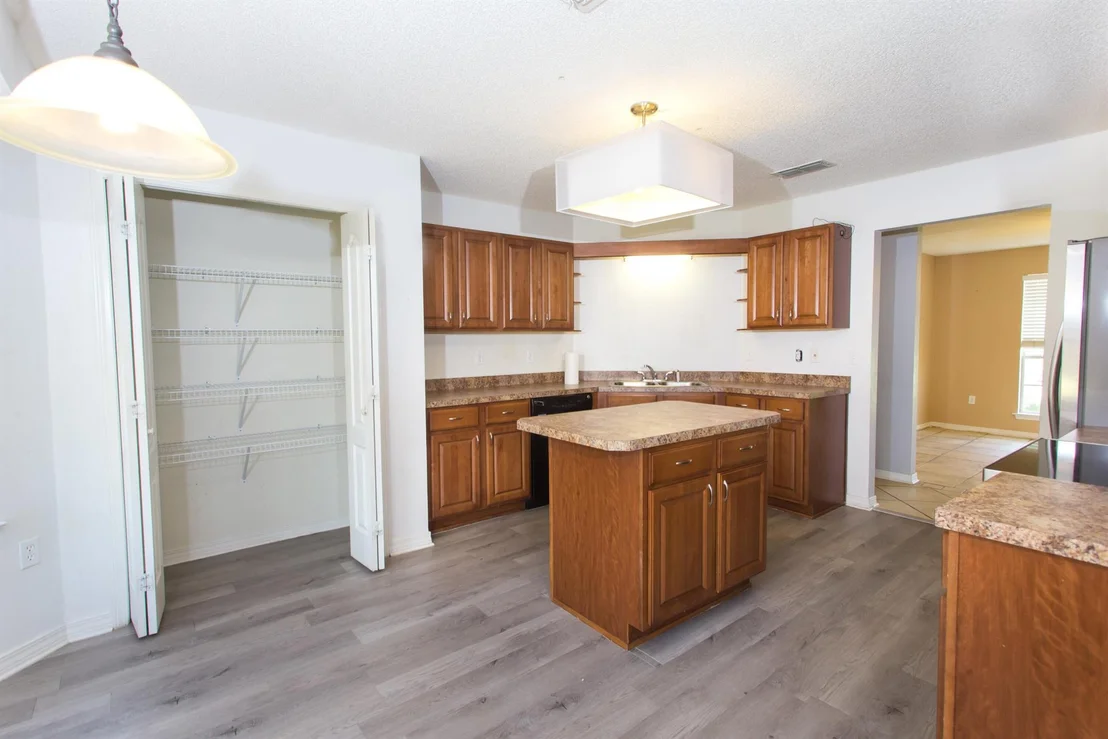 Photo of 7082 Harvest Way