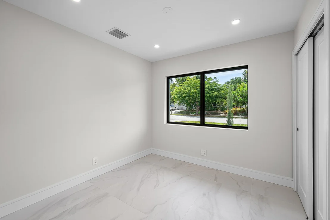 Photo of 707 Sunset Drive