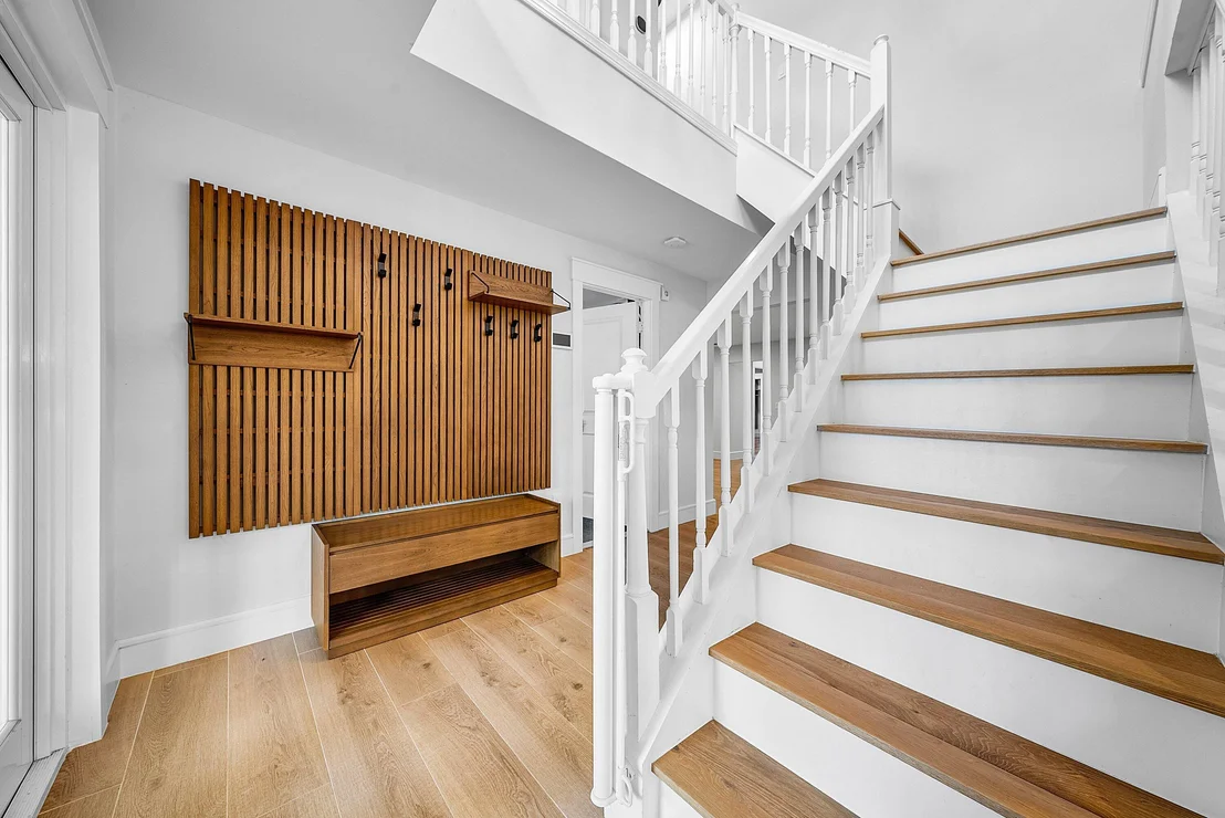 Photo of 10893 Gleneagles Road