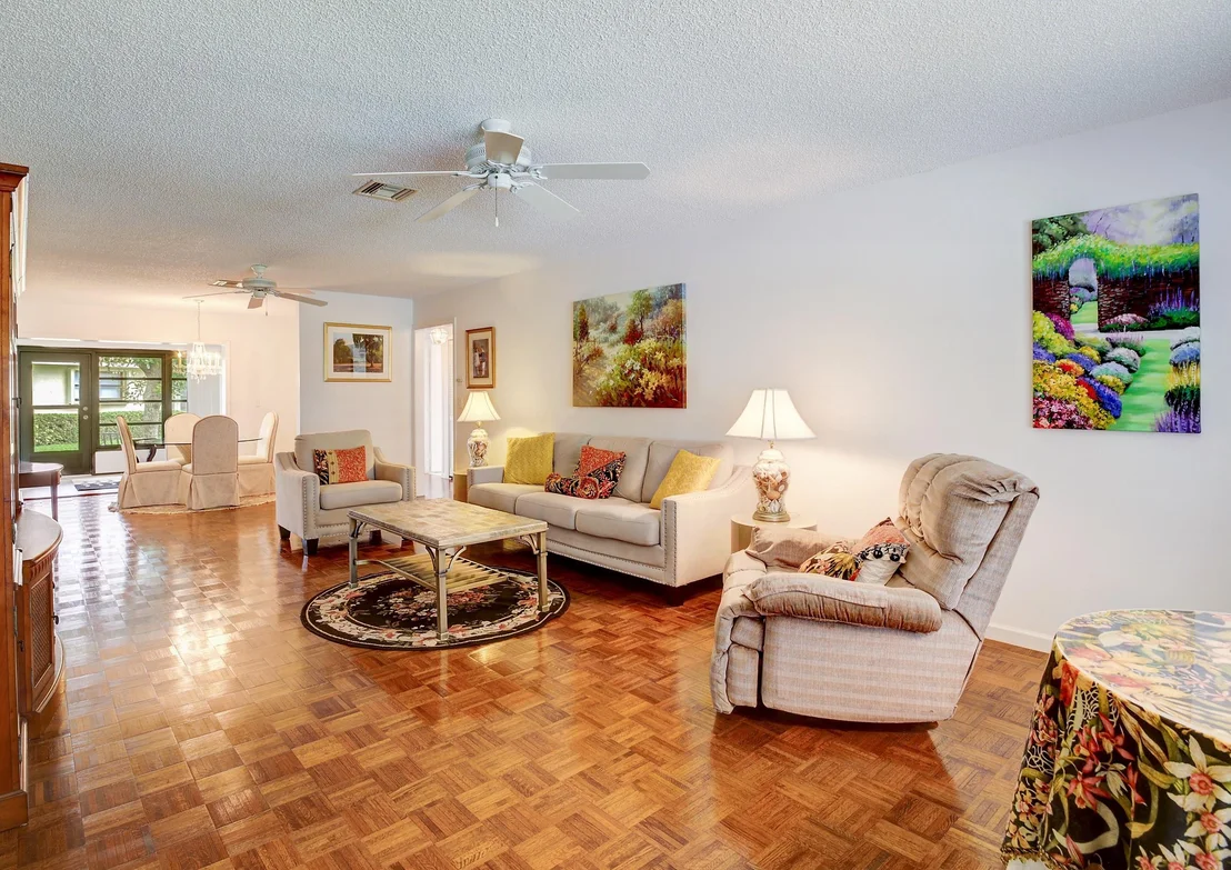 Photo of Unit B at 4350 Pear Tree Circle