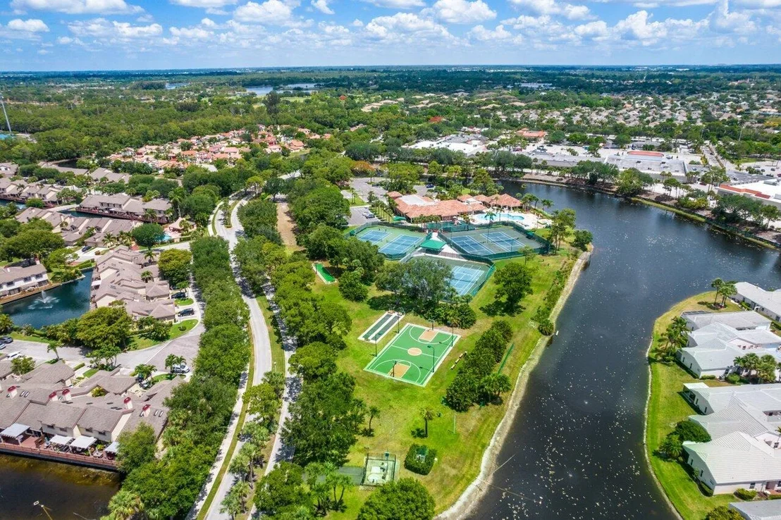 Photo of 2802 Waters Edge Circle