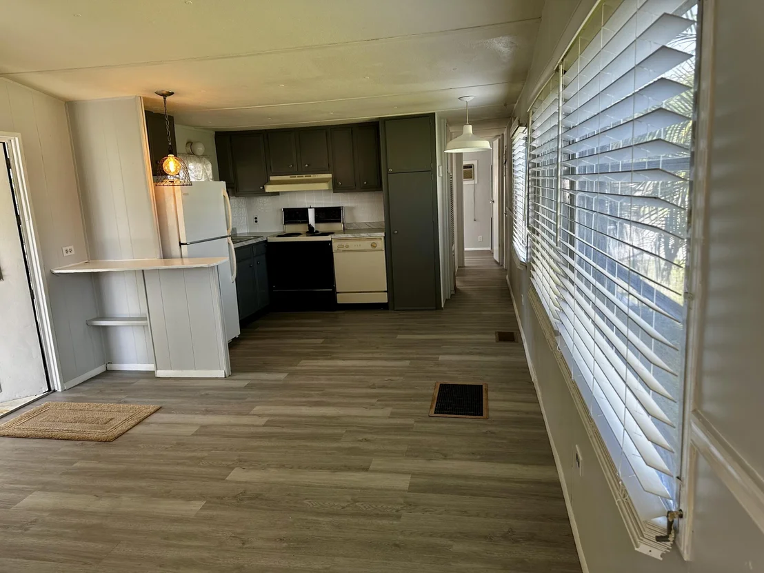 Photo of 2924 SE 25th Street