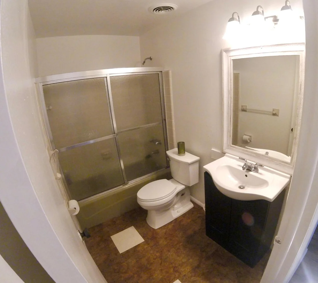 Photo of 858 Gilbert Street