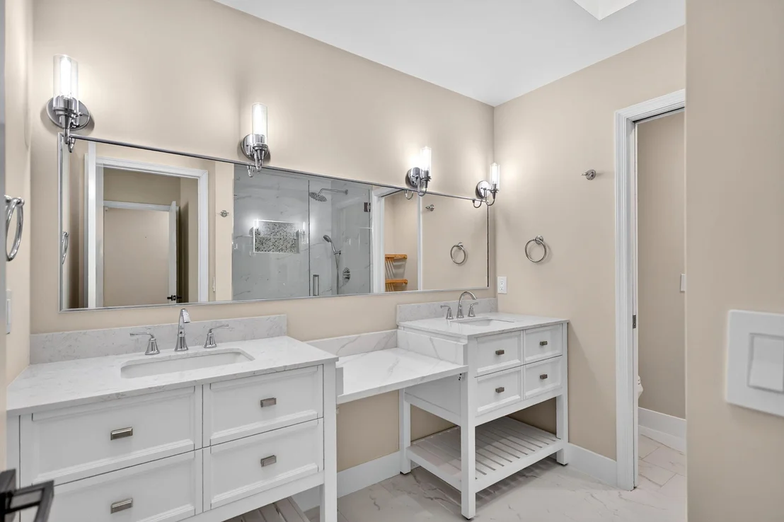 Photo of 5402 SE MEREDITH Terrace