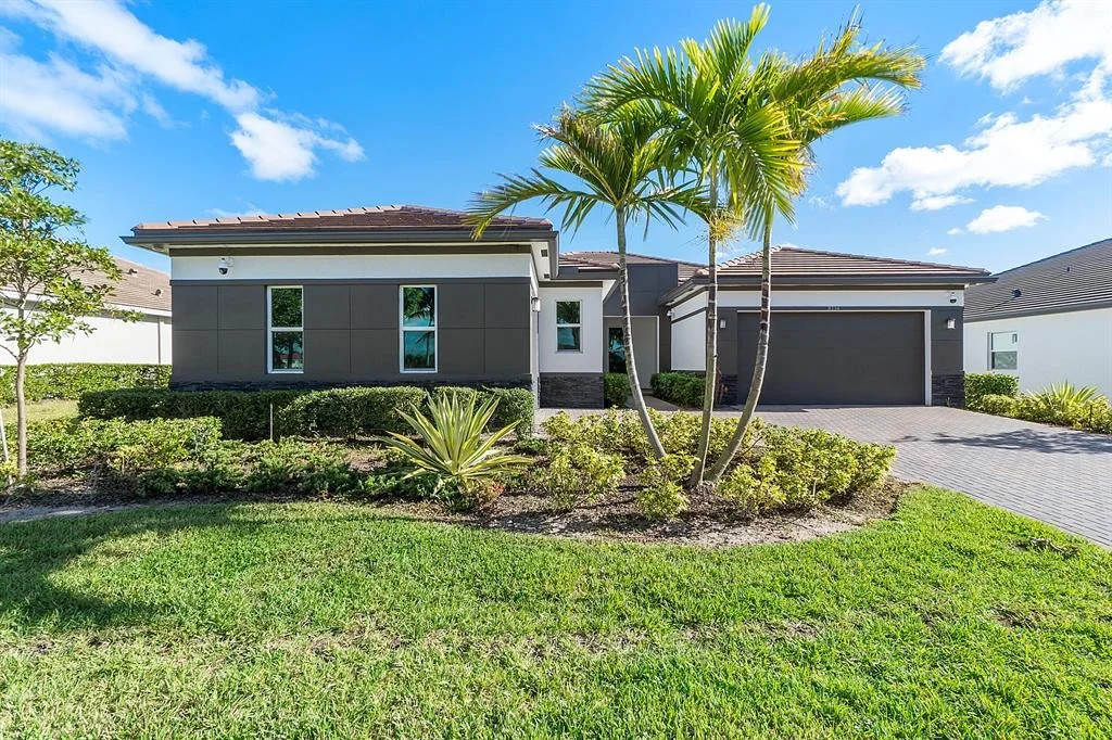 Photo of 9714 Captiva Circle