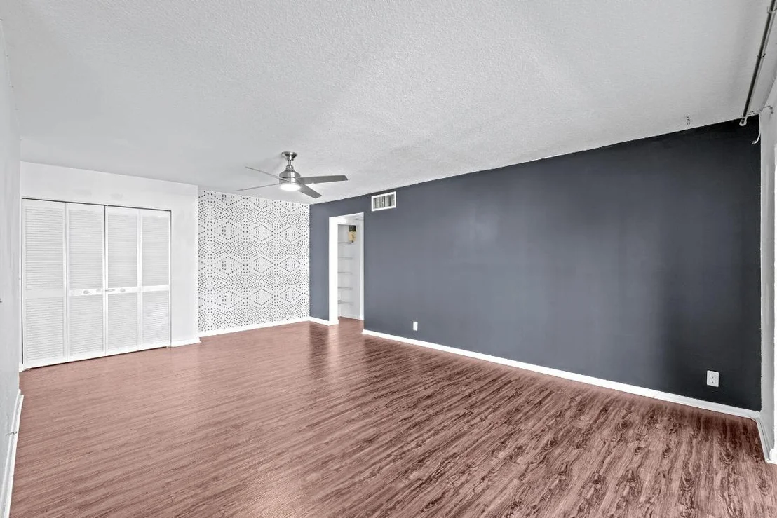 Photo of Unit C7 at 150 Pineview Road