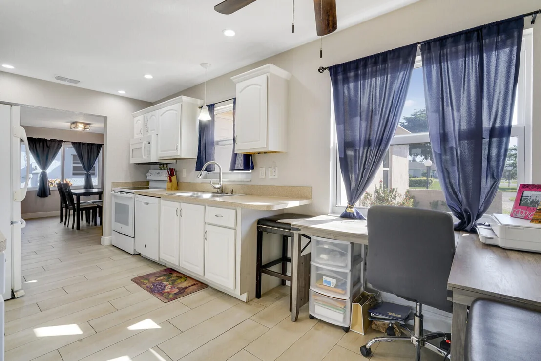 Photo of 4467 Pine Park Circle