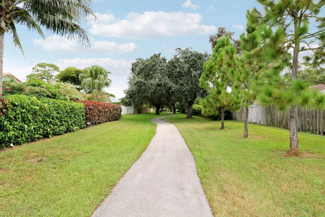 Photo of 21777 Beachnut Drive